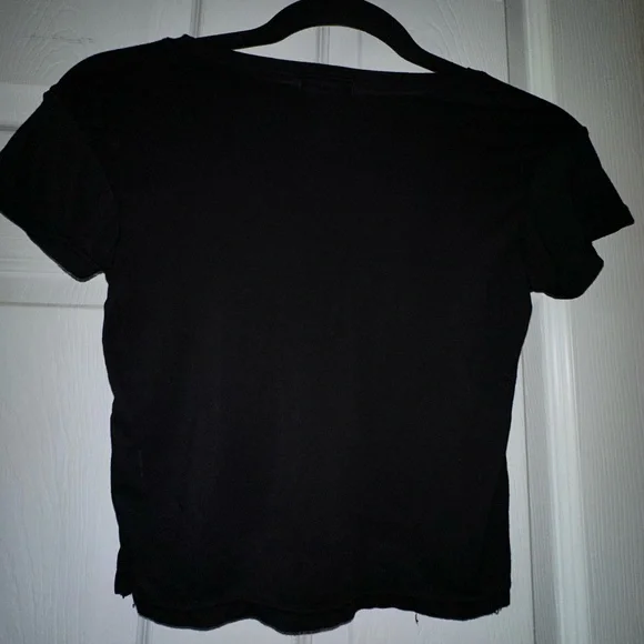 Black Graphic Crop Tee - Picture 4 of 4